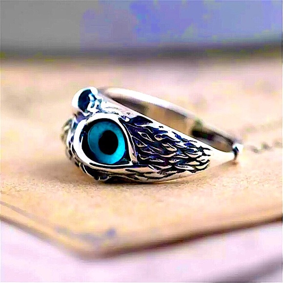 Evil blue eyed owl🦉💍 adjustable ring - Picture 6 of 11